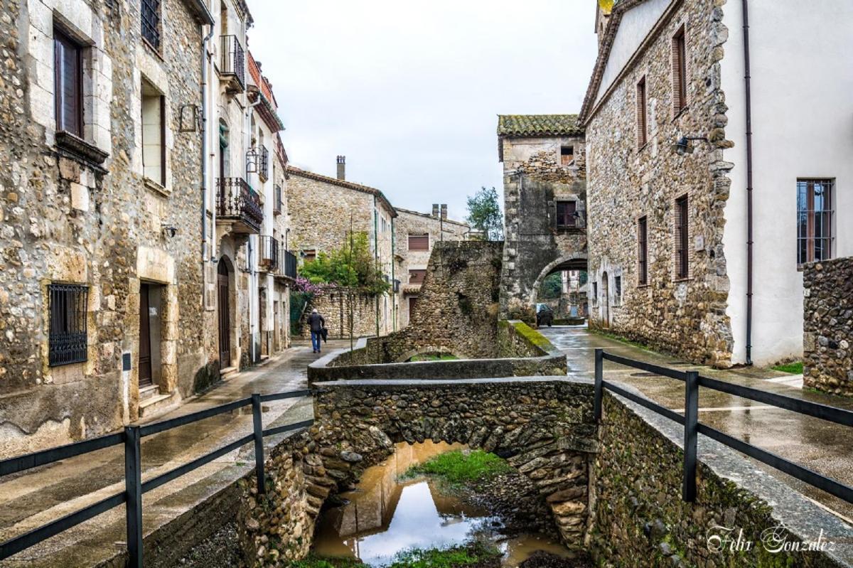 Cal Rusc Allotjament Rural Panzió Crespiá Kültér fotó